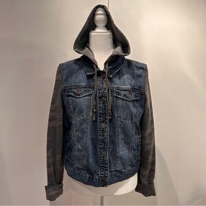 Mudd Light Wash Denim with Tan Camo Hood & Sleeves Size L